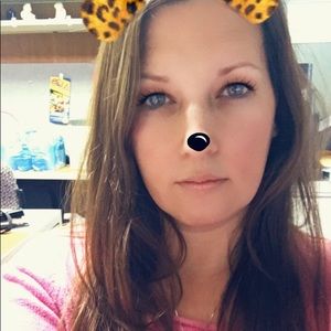 Meet your Posher, Cindy